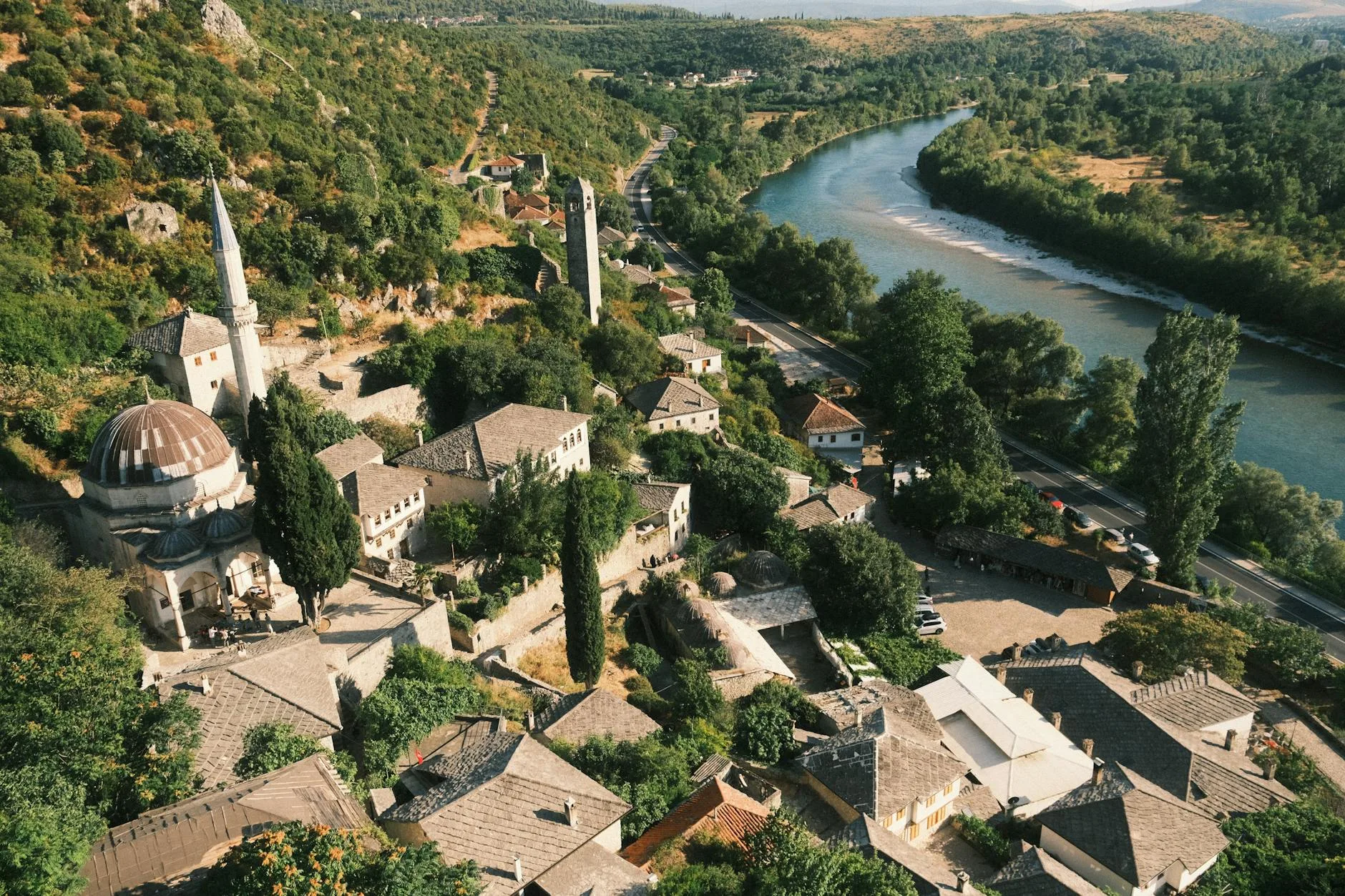 ️ Le caravansérail et le mekteb